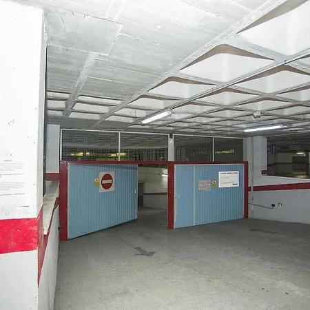 141 Rambla Place - Alicante شقة